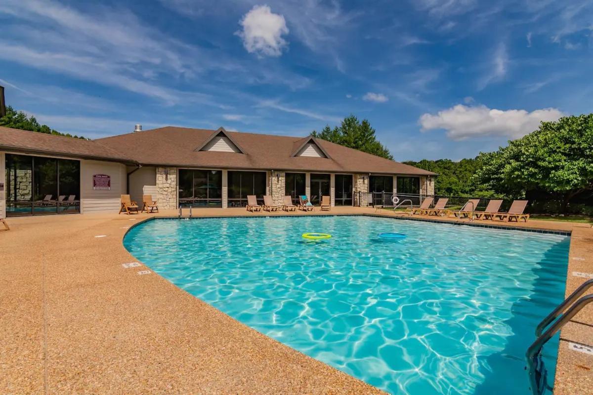 Golf On Site - Walk-In Shower - Jetted Tub - Free Attraction Tickets Included Branson Buitenkant foto