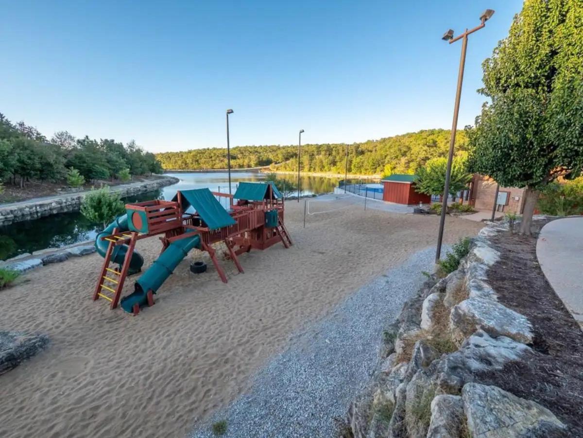 Golf On Site - Walk-In Shower - Jetted Tub - Free Attraction Tickets Included Branson Buitenkant foto